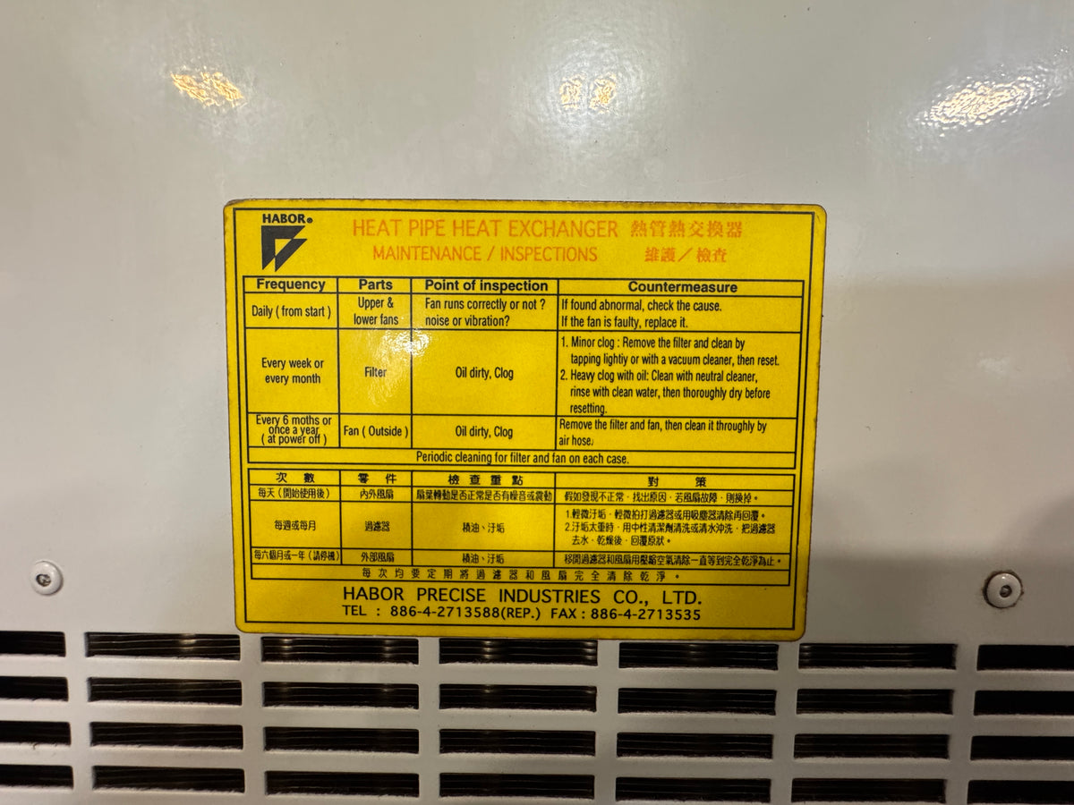 YCM FV560A CNC vertical milling machine with BT40 spindle and FANUC control – Stan Canada