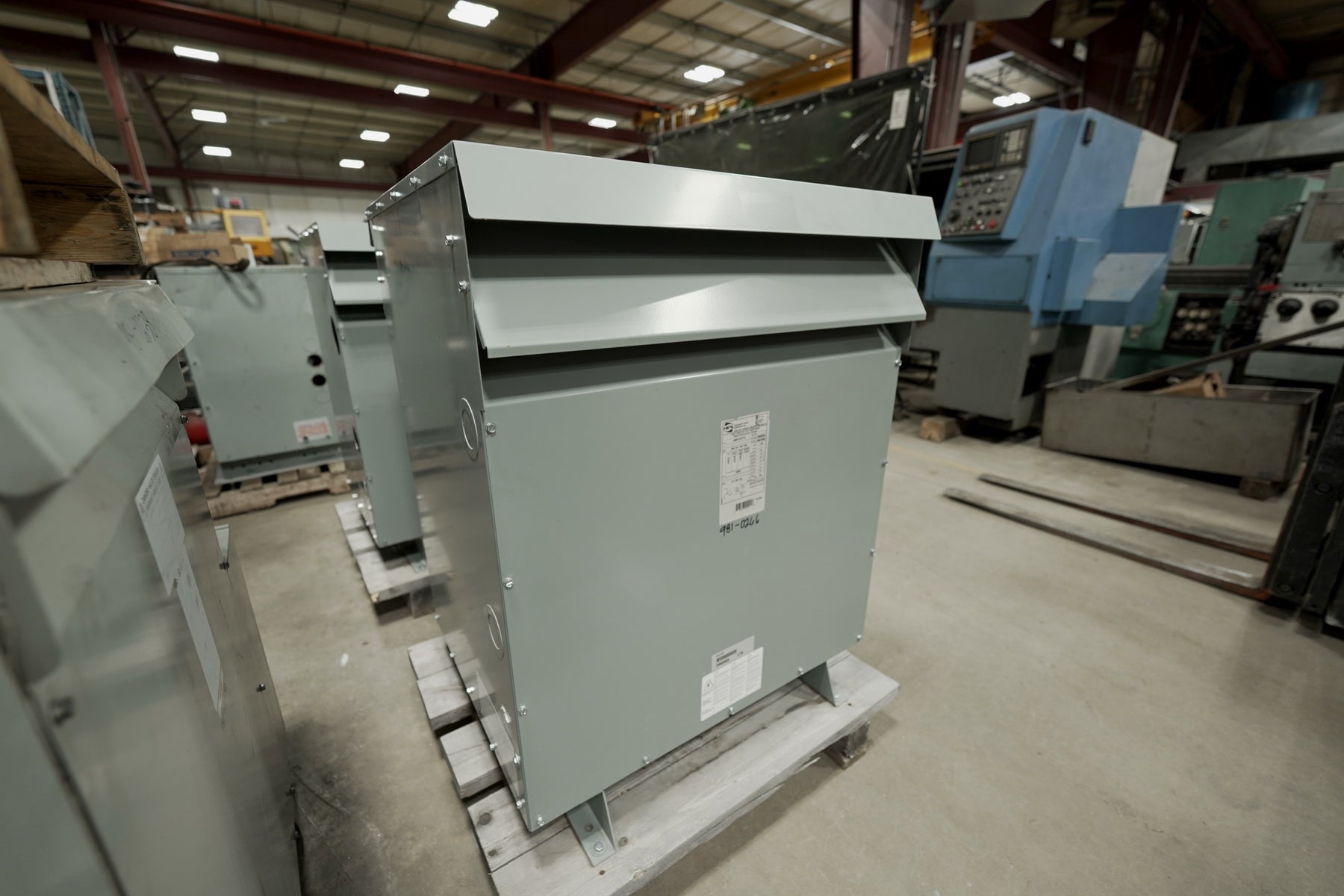 150 KVA 480Y/277V To 208D Dry-Type Isolation Transformer (Multi-Tap) - Stan Canada