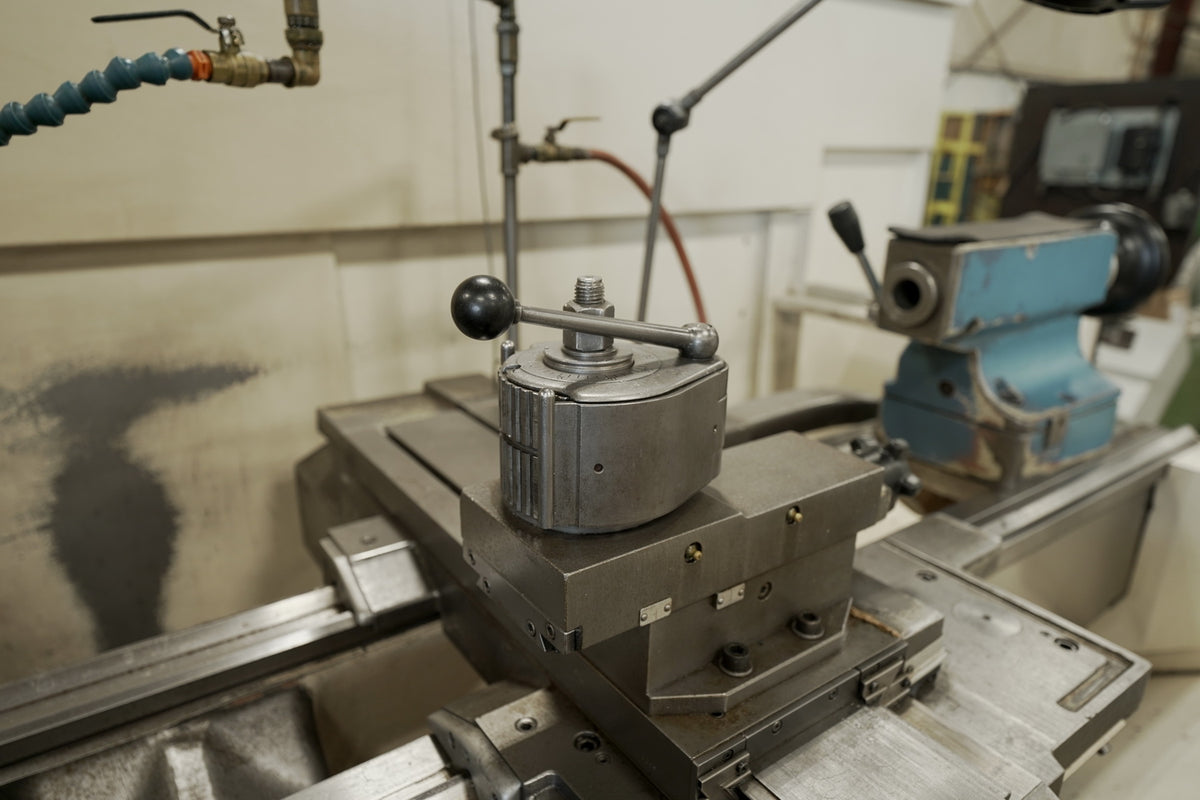 Boehringer VDF DUS 560 (1998) CNC Lathe - Stan Canada