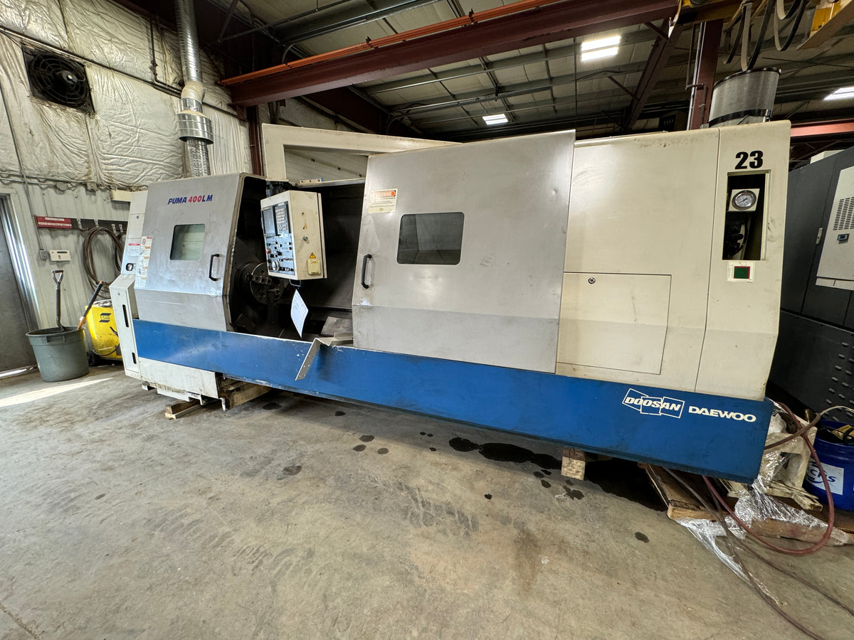 Doosan PUMA 400LMB CNC Lathe with 770mm Swing and 2000mm Centers Modern