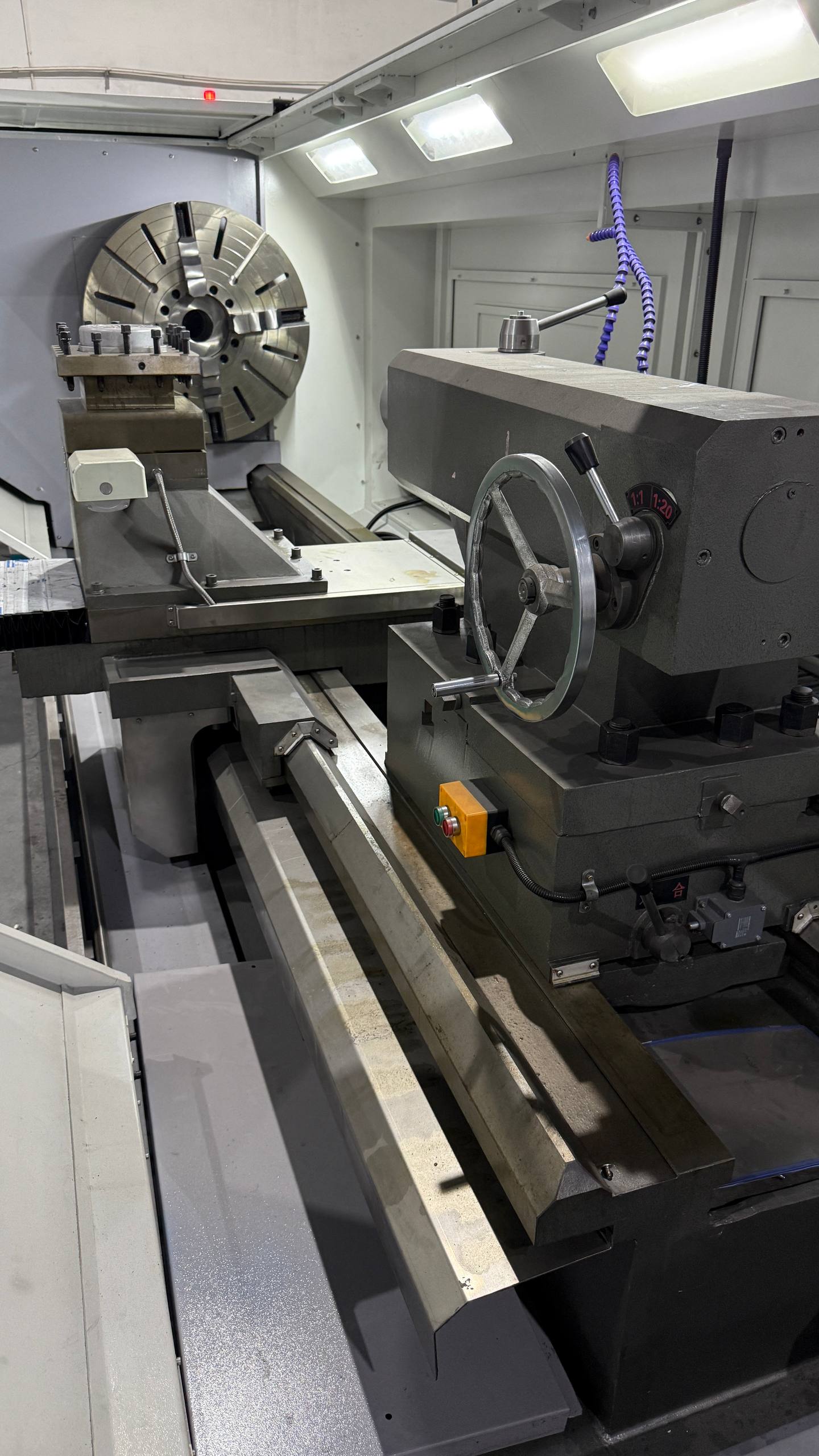 HTC125x3000 Heavy-Duty CNC Lathe - Stan Canada