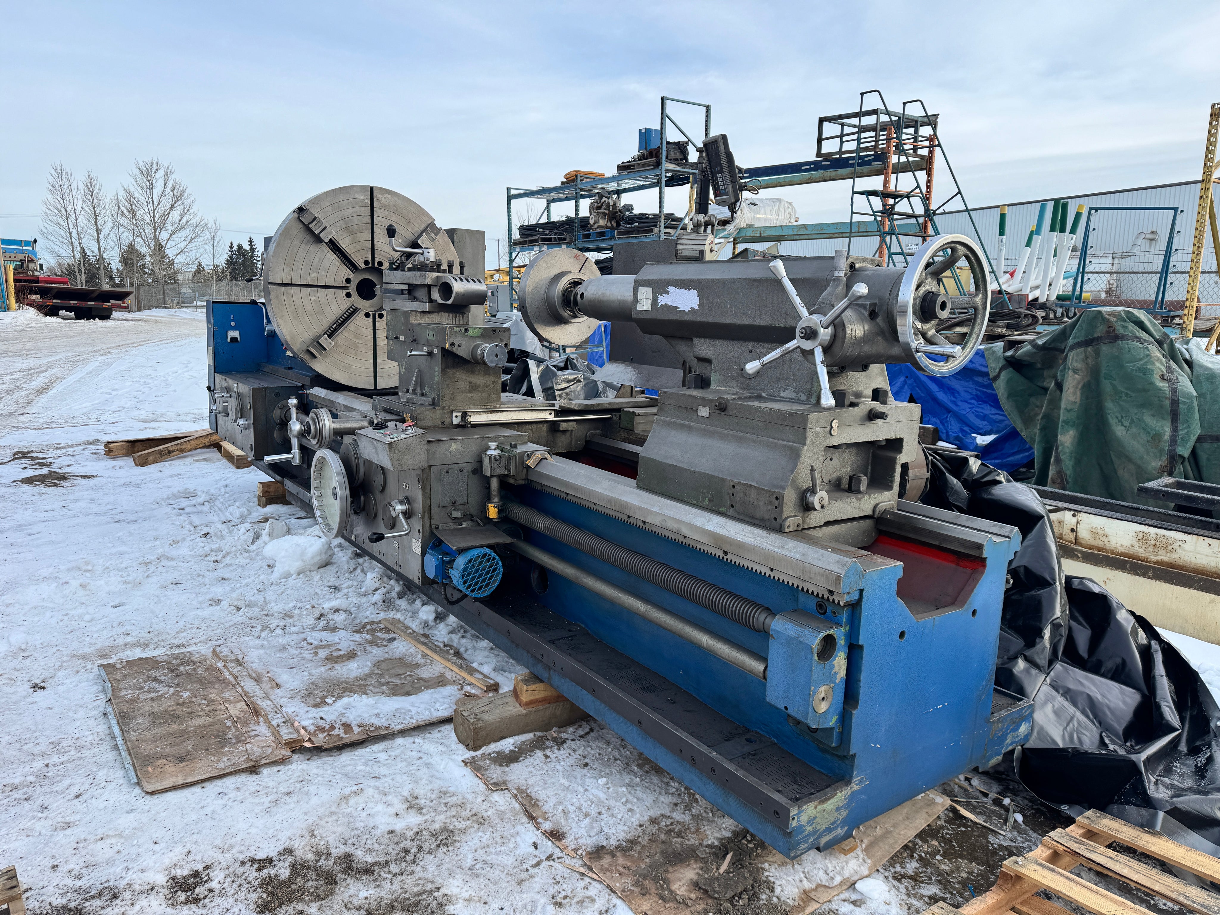 Ryazan RT117 47" × 120" Heavy Duty Engine Lathe - Stan Canada