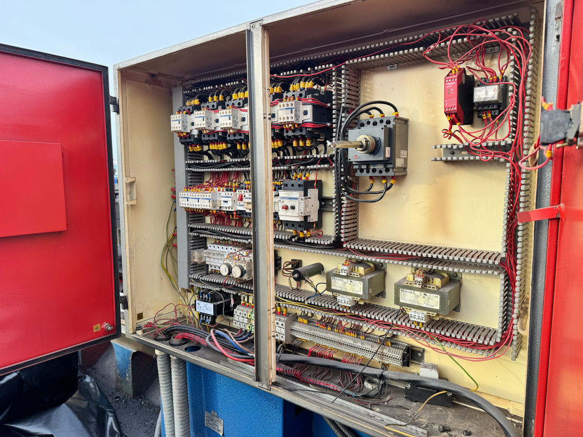 Ryazan RT117 47" × 120" Heavy Duty Engine Lathe - Stan Canada