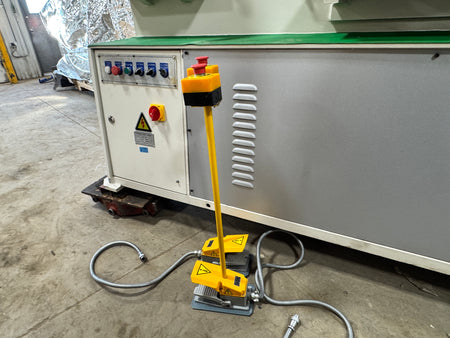 Masteel MIWH-130 Hydraulic Ironworker - Stan Canada