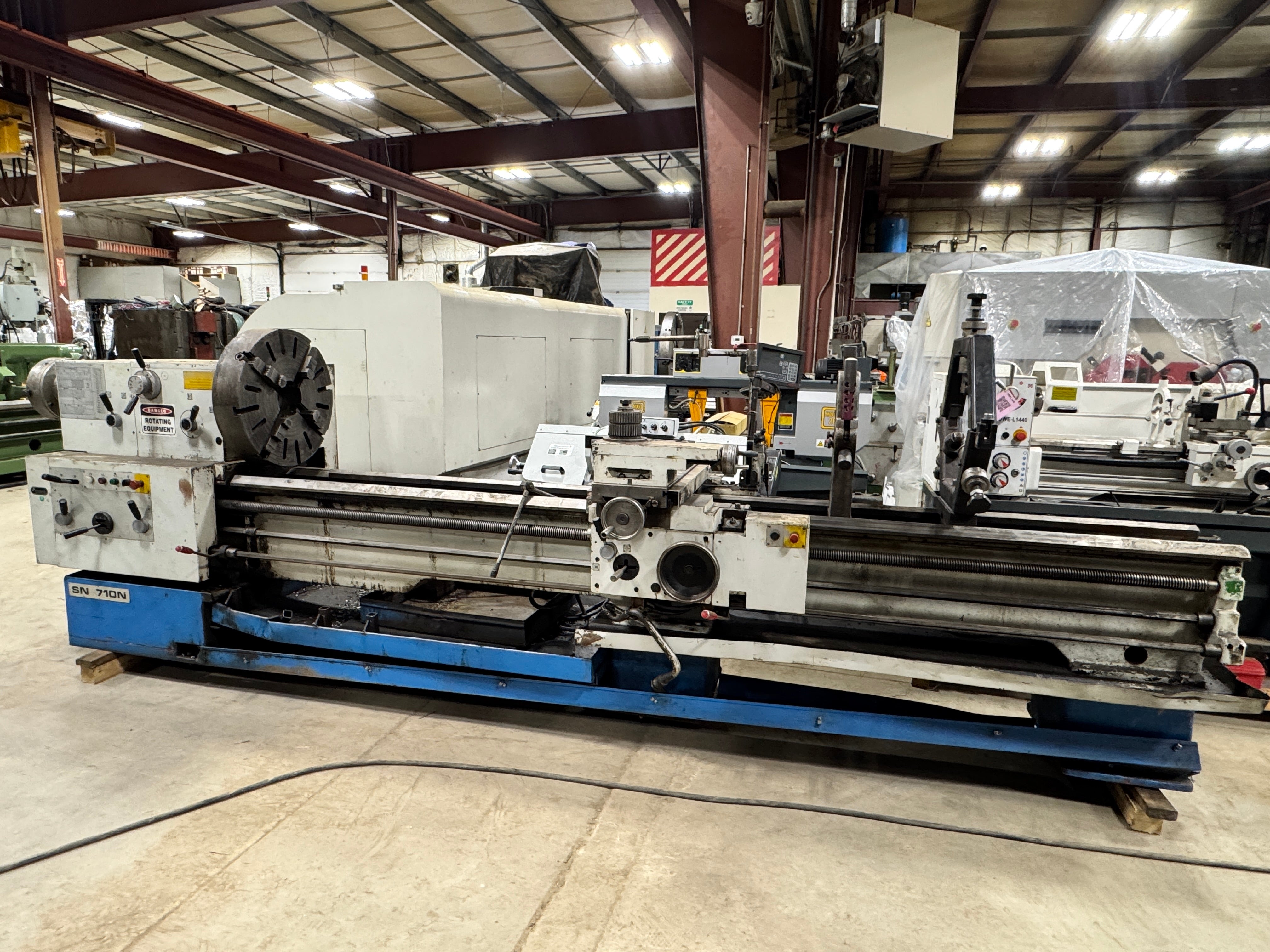 TRENS SN 710N Heavy Duty Engine Lathe 28" x 120" w/ DRO - Stan Canada