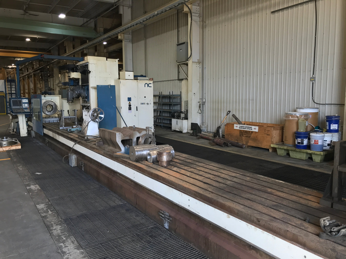 Nicolás Correa L30/104 CNC Boring Mill with 393-inch X-axis travel and Heidenhain control – Modern