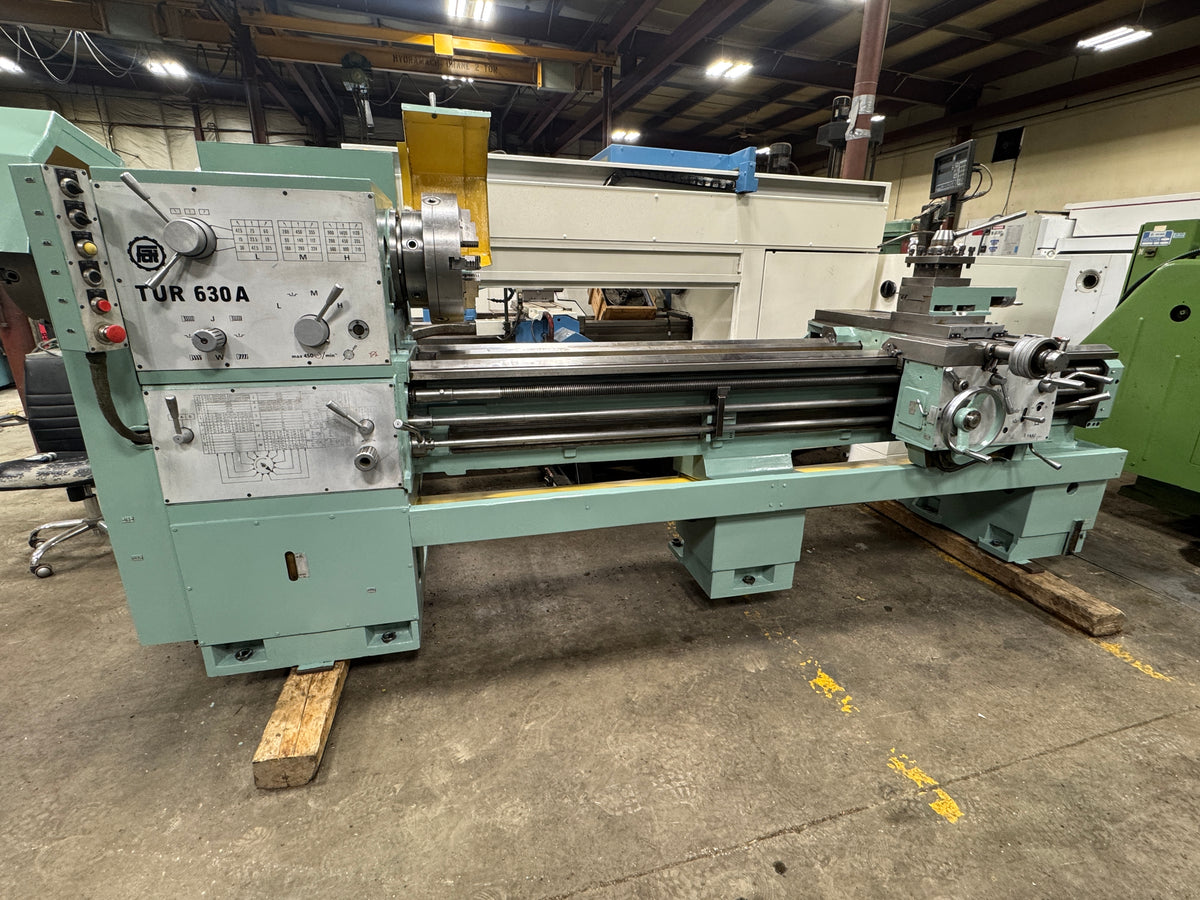 TUR 630A manual lathe with 26-inch swing, 80-inch centers, and Newall DRO – Stan Canada Modern