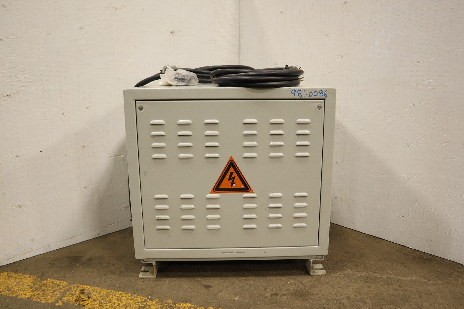 37 KVA - 480D To 220Y 3 Phase Auto-Transformer - Stan Canada