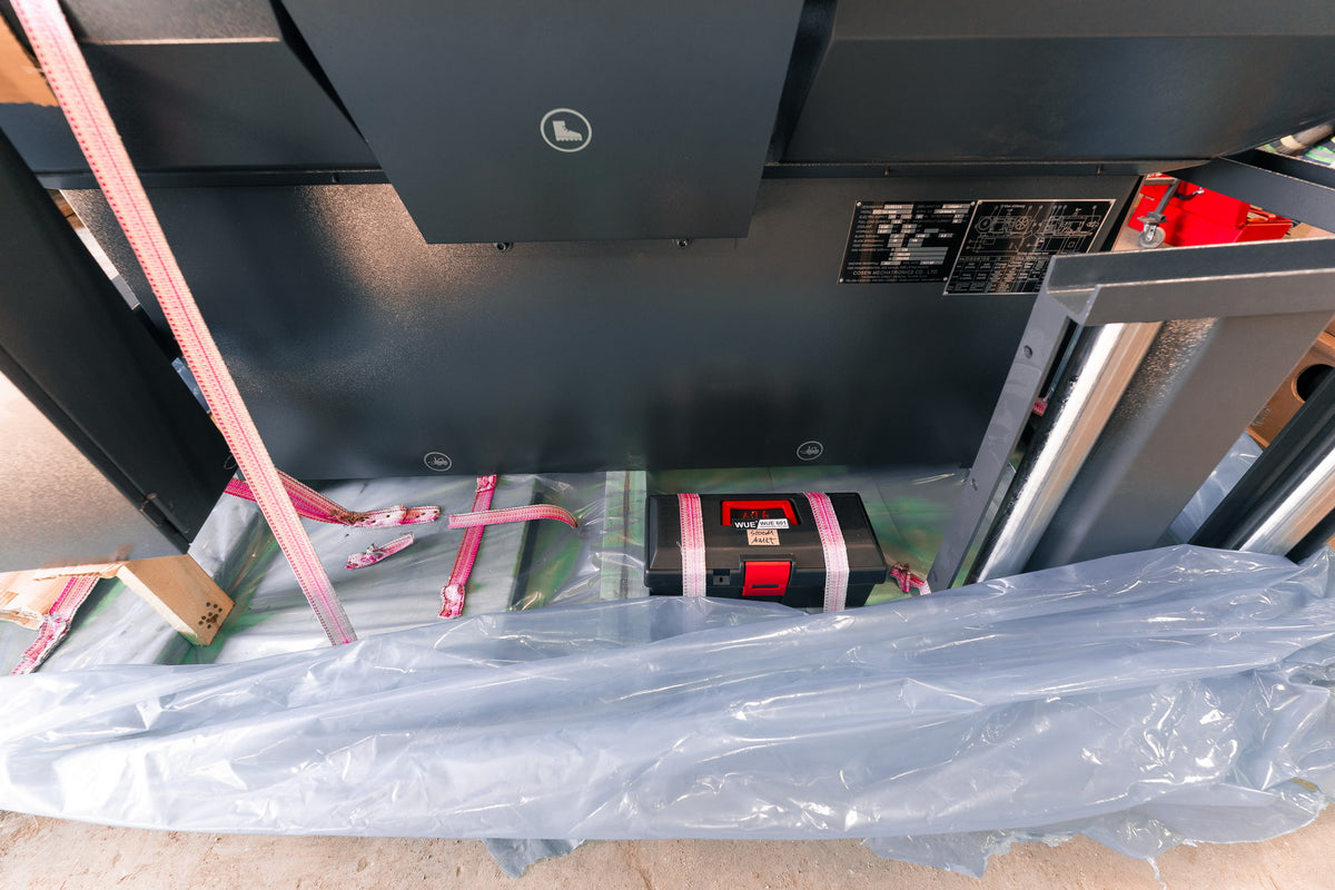 Cosen SH-500M Bandsaw - Stan Canada