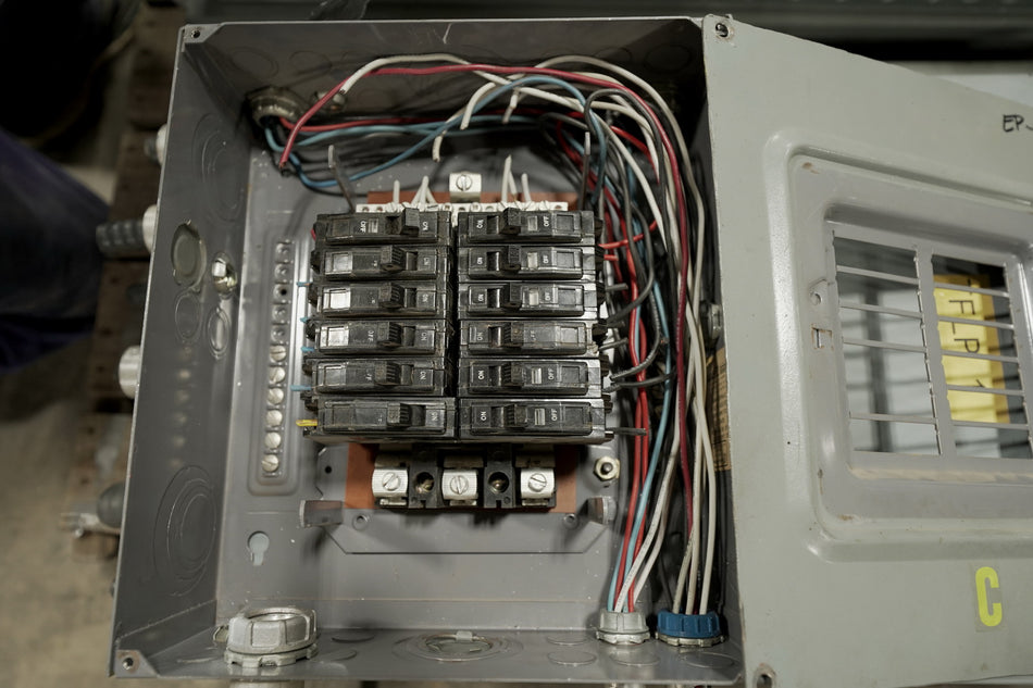 100A (120V/208V) Electrical Panel
