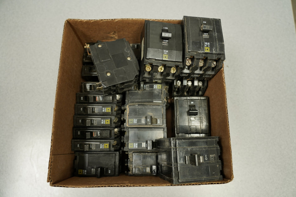 Square D - 20A 1-3 Poles (Bolt On & Clip On) Circuit Breakers